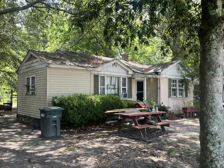 6 Rental Houses for Sale in Sumter SC! portfolio of 6 properties for sale on LoopNet.com - Primary Photo - Image 3 of 6