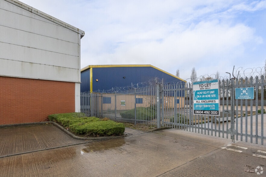 Pilot Rd, Corby for lease - Primary Photo - Image 1 of 2