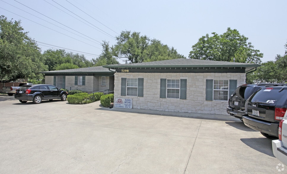 7298 Glenview Dr, North Richland Hills, TX for sale - Building Photo - Image 2 of 33