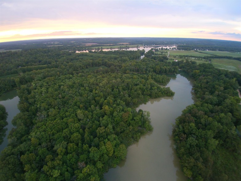 2749 Nance Bend Rd, Clifton, TN for sale - Aerial - Image 1 of 1