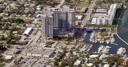 220 Lake Shore Dr, Lake Park, FL - aerial  map view