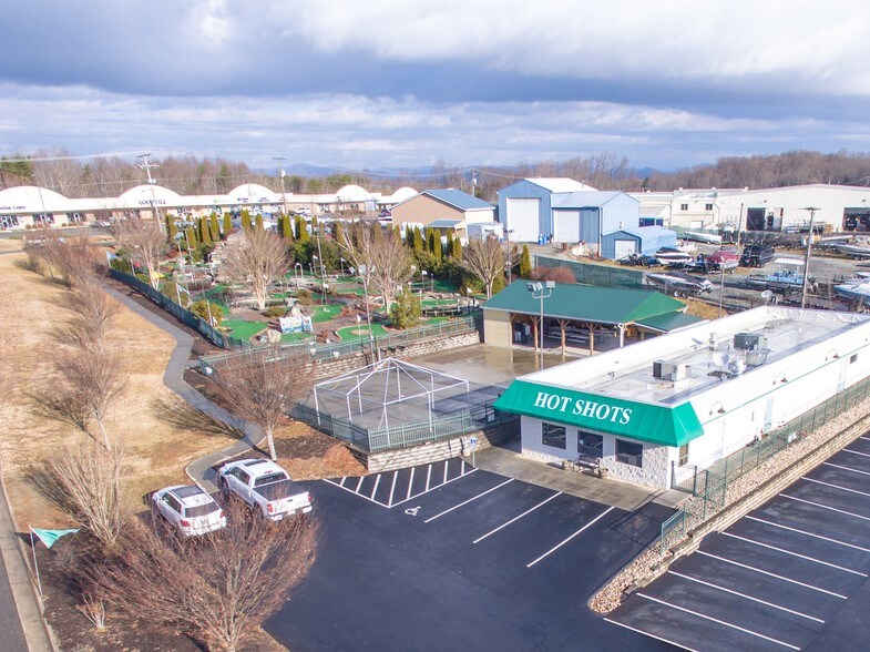 67 Village View Ln, Moneta, VA for sale - Primary Photo - Image 1 of 1