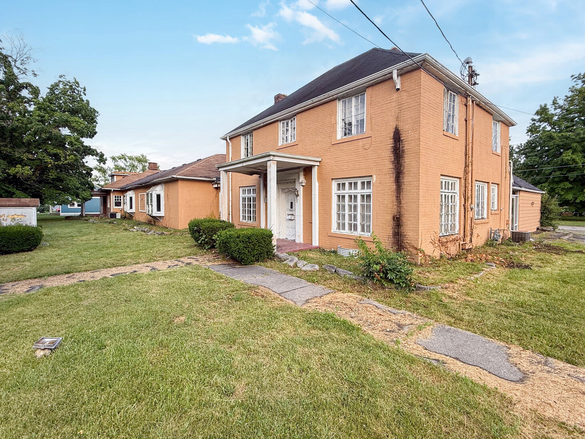 2223 Nichol Ave, Anderson, IN for sale Building Photo- Image 1 of 1