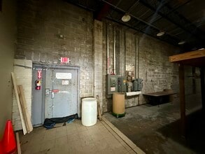 109 Racetrack Rd, Fort Walton Beach, FL for lease Building Photo- Image 2 of 9