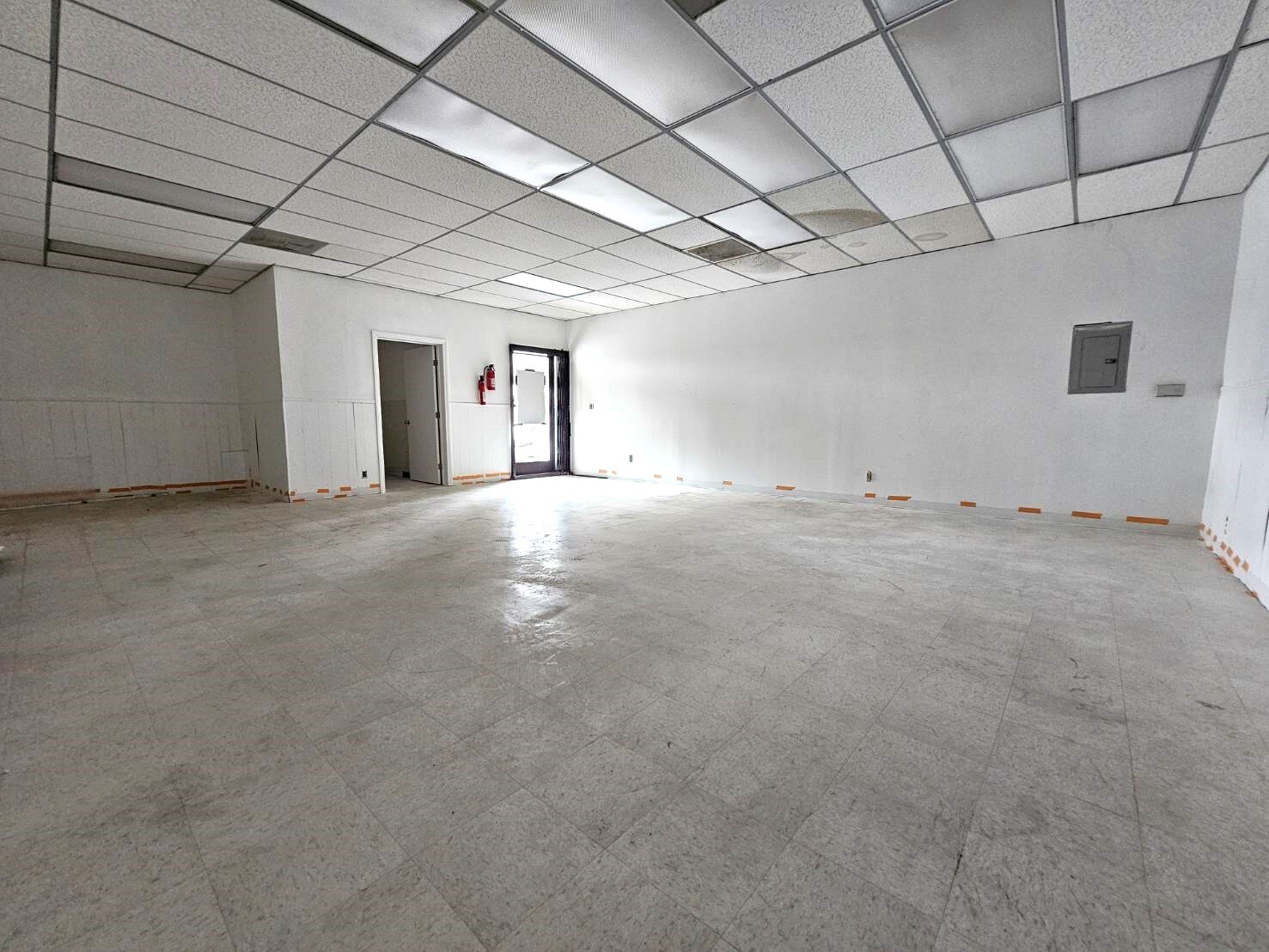 8966-8968 Garvey Ave, Rosemead, CA for lease Interior Photo- Image 1 of 6