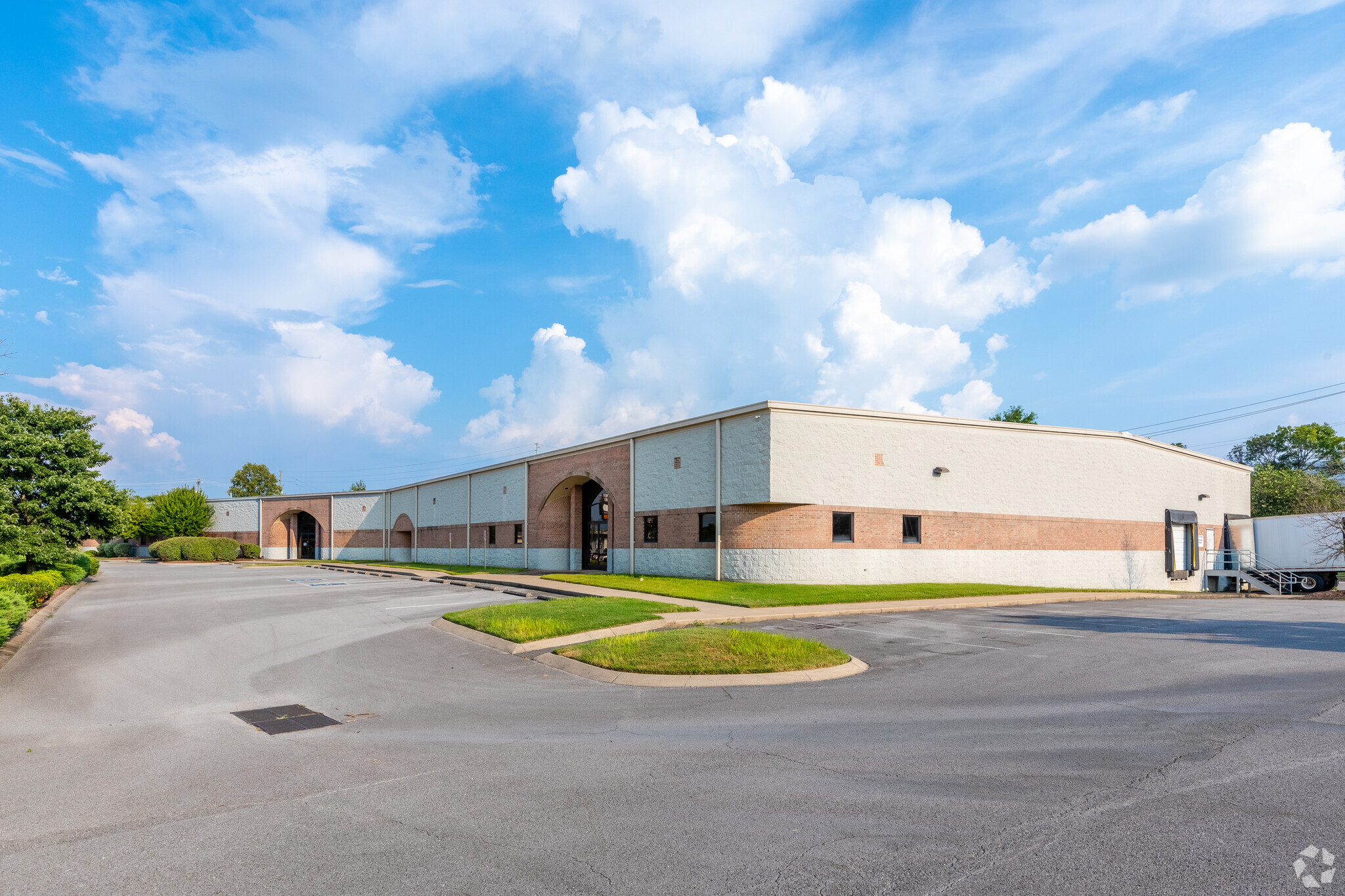 1717 Lebanon Pike, Nashville, TN for sale Building Photo- Image 1 of 1