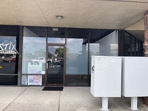 13902 W Hillsborough Ave, Tampa, FL for lease Building Photo- Image 2 of 5