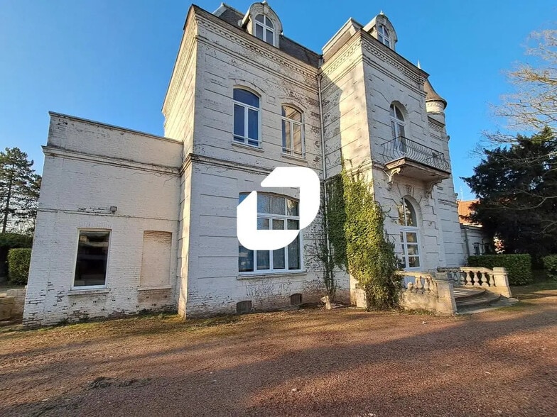 Office in Saint-André-lez-Lille for lease - Building Photo - Image 2 of 10