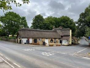 Common Lane, Sturminster Newton for lease Building Photo- Image 1 of 5