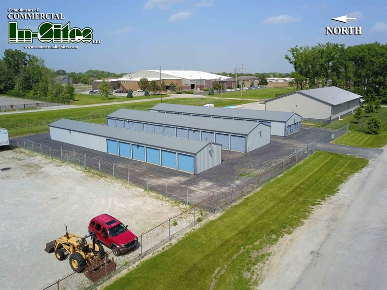 950 Hub Ct, Crown Point, IN for sale - Building Photo - Image 1 of 1