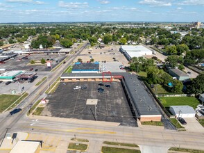 1835 E Military Ave, Fremont, NE for lease Building Photo- Image 1 of 12