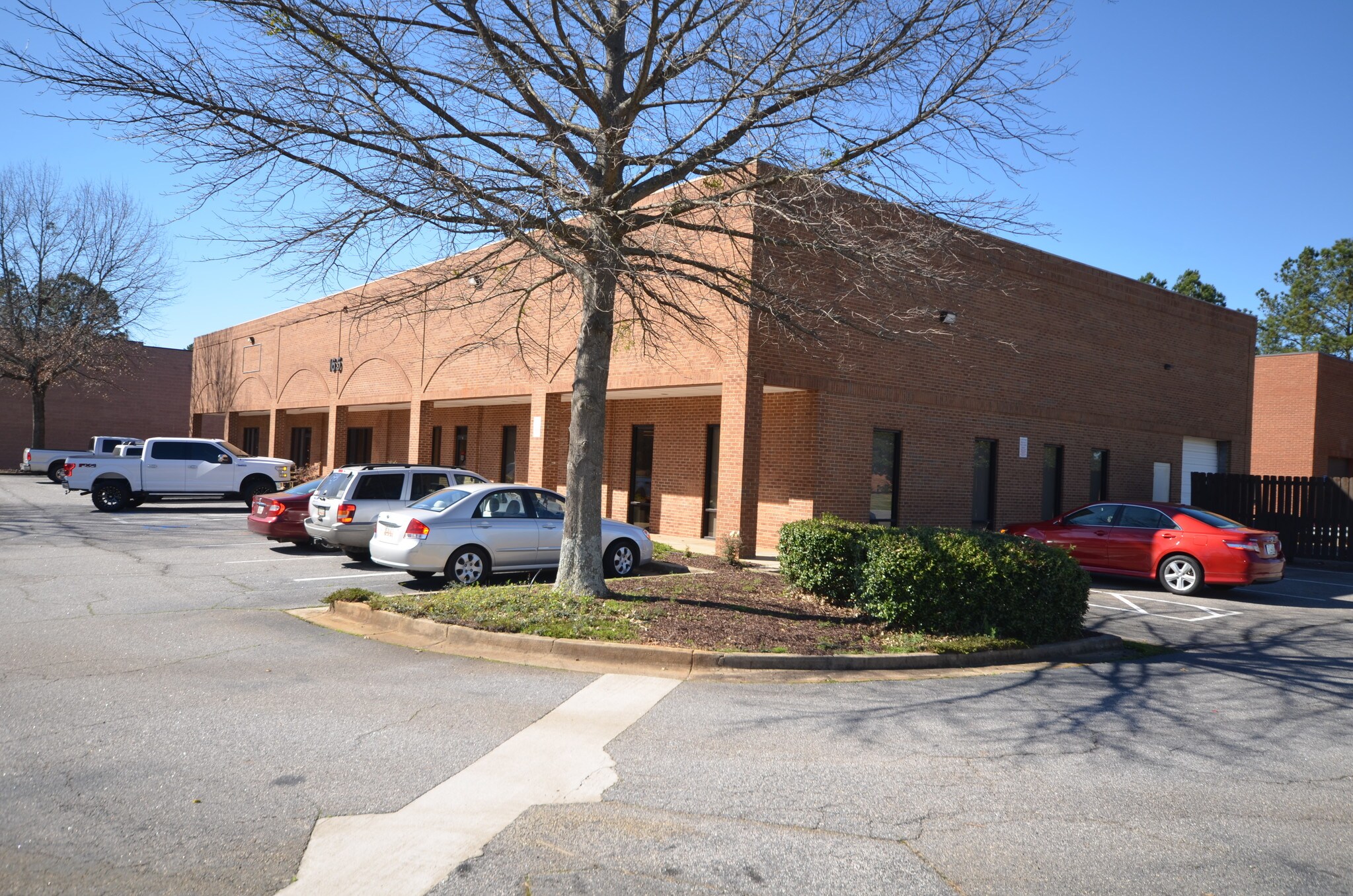 165 Ben Burton Rd, Bogart, GA for sale Primary Photo- Image 1 of 1