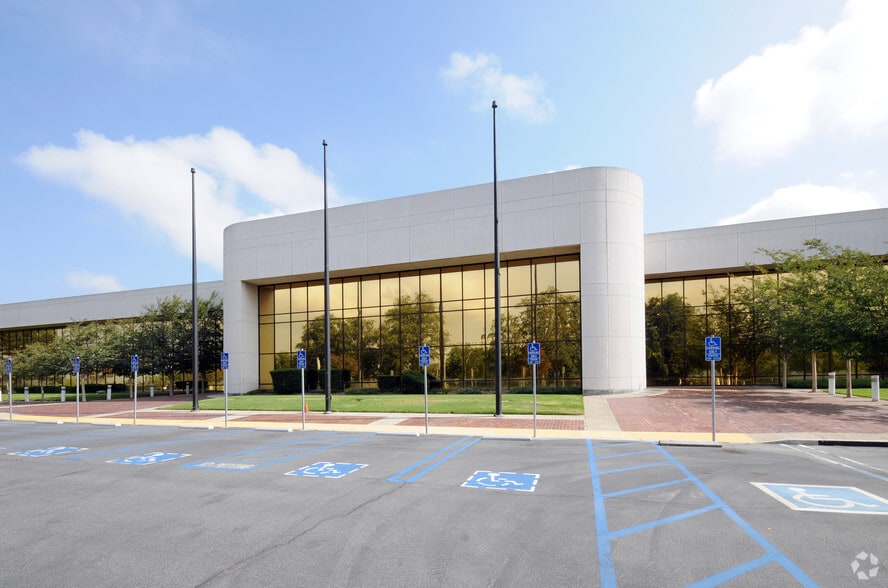 400 National Way, Simi Valley, CA, 93065 Office Space For Lease