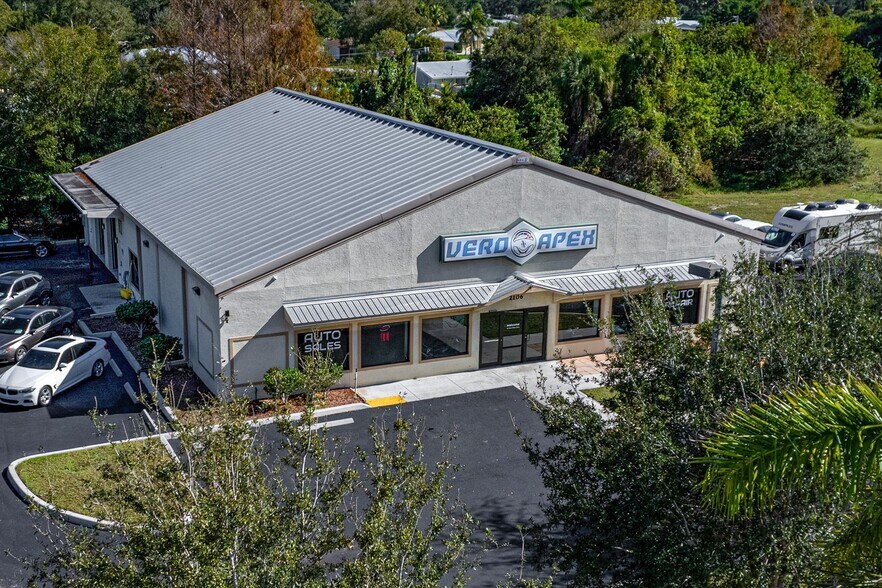 2106 S US Highway 1, Vero Beach, FL for sale - Building Photo - Image 3 of 53