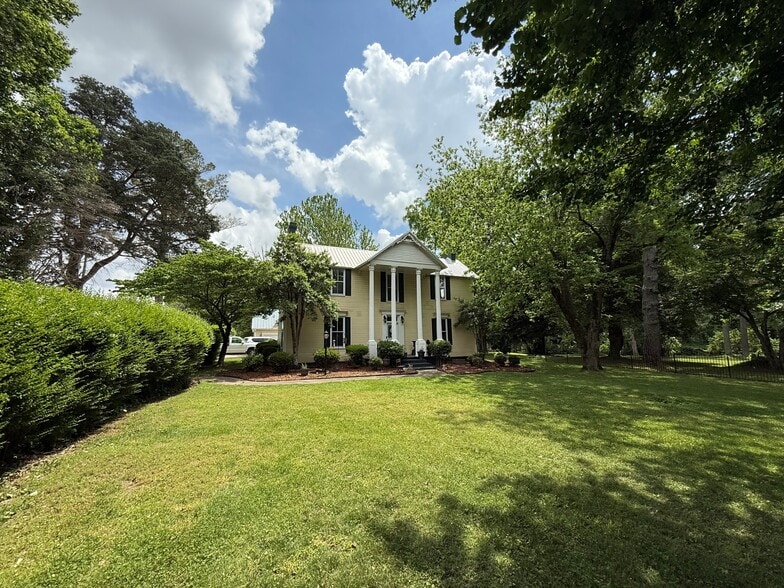 11556 Highway 231 431 N, Meridianville, AL for sale - Building Photo - Image 1 of 27