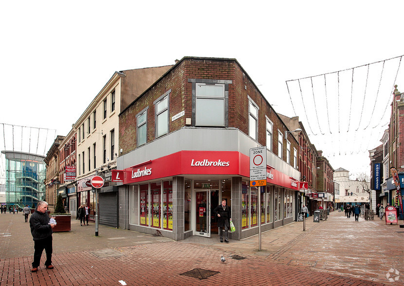 54-58 Northgate, Blackburn for lease - Building Photo - Image 1 of 2