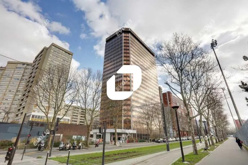 Office in Pantin for sale - Building Photo - Image 1 of 19