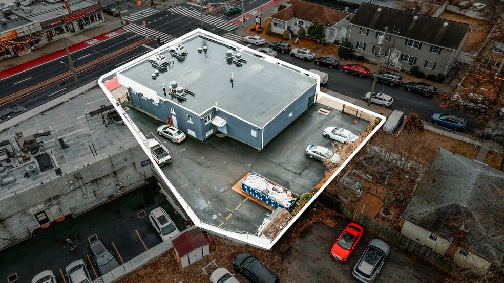 1475 Hylan Blvd, Staten Island, NY for sale - Building Photo - Image 1 of 39