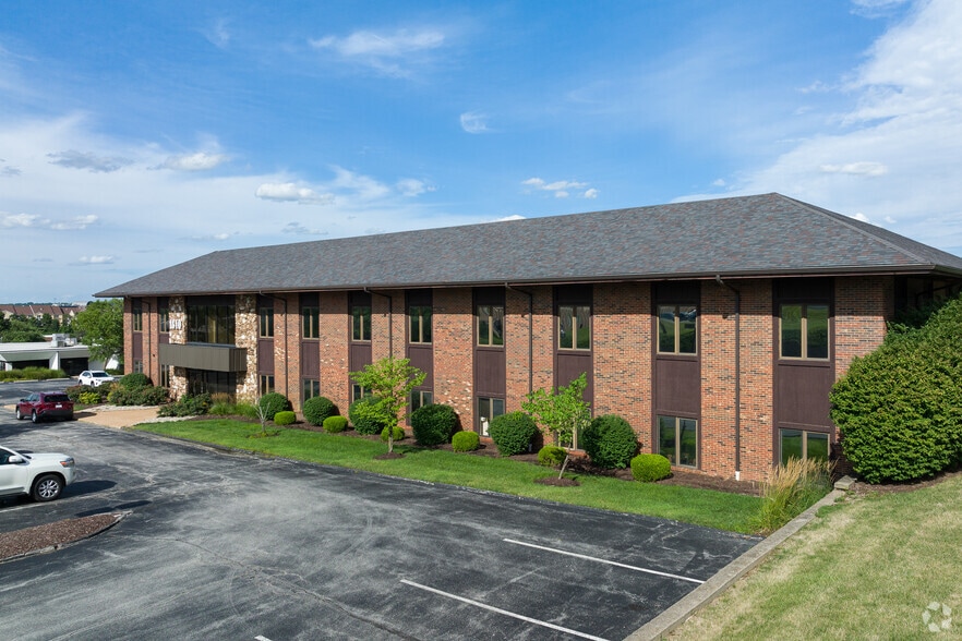 1810 Craig Rd, Saint Louis, MO for lease - Building Photo - Image 2 of 4