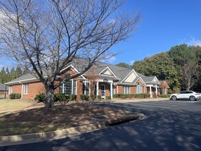 1901-1902 Macy Dr, Roswell, GA for lease Building Photo- Image 2 of 21