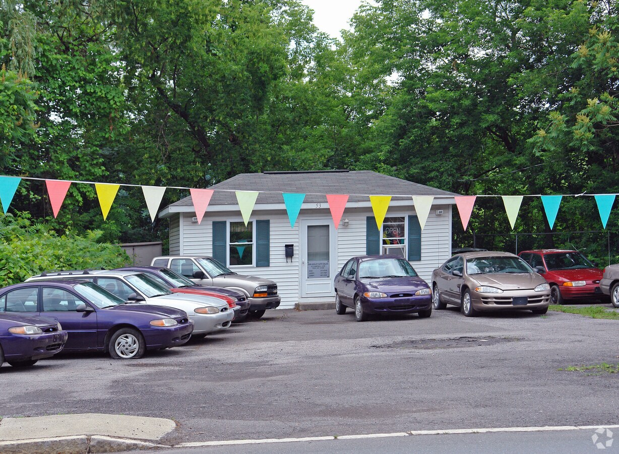 55 Campbell Ave, Troy, NY 12180