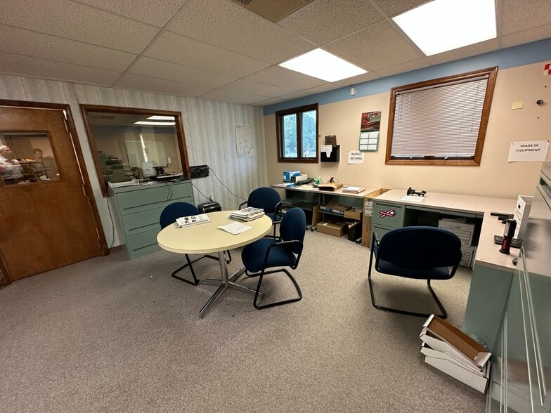 2314 N 5th St, Niles, MI for sale - Building Photo - Image 3 of 15