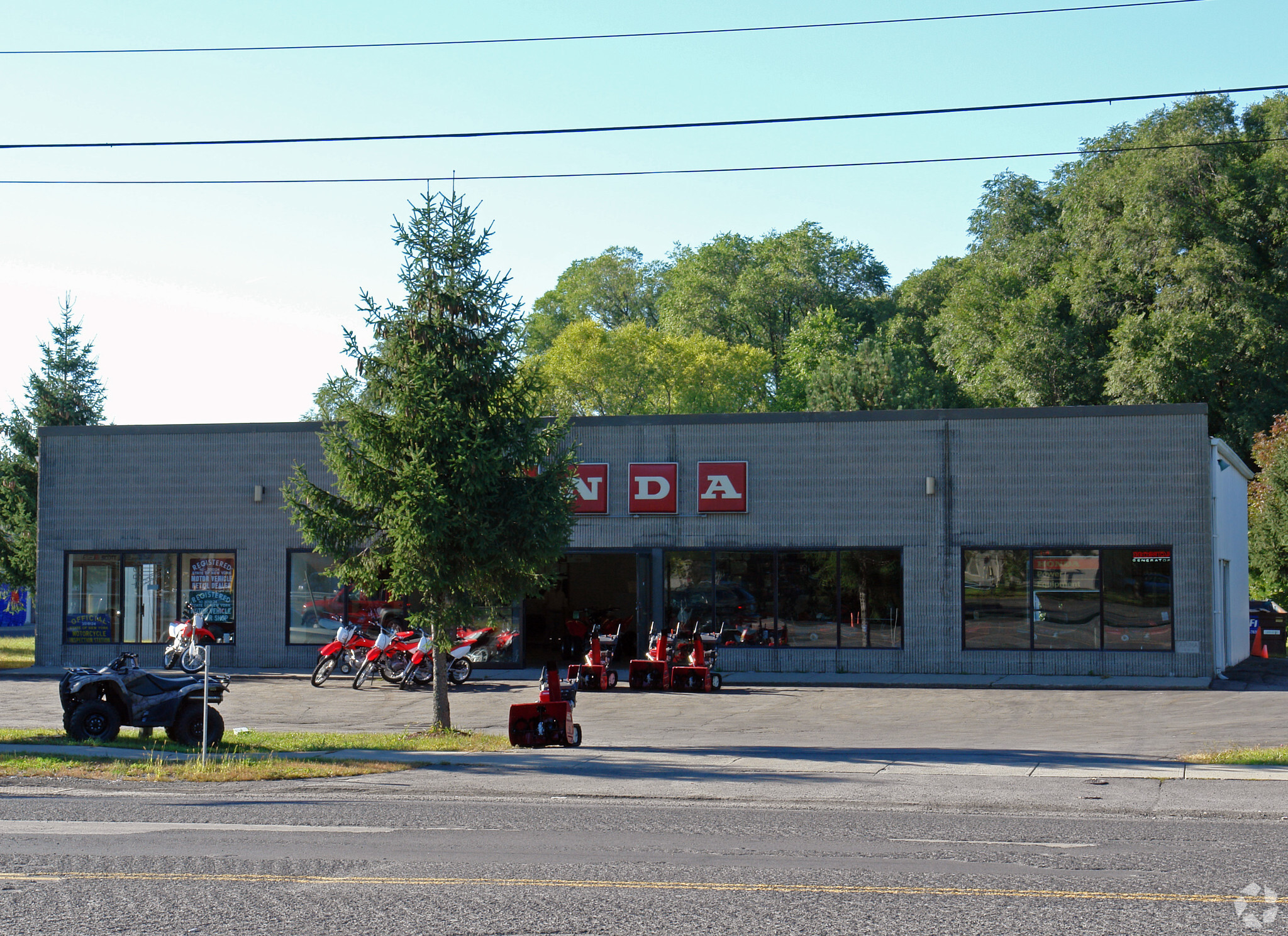 390 New Karner Rd, Albany, NY for sale Building Photo- Image 1 of 11