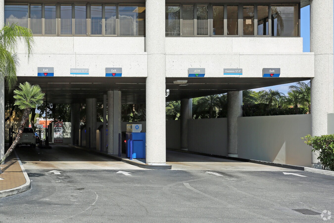 View Photo