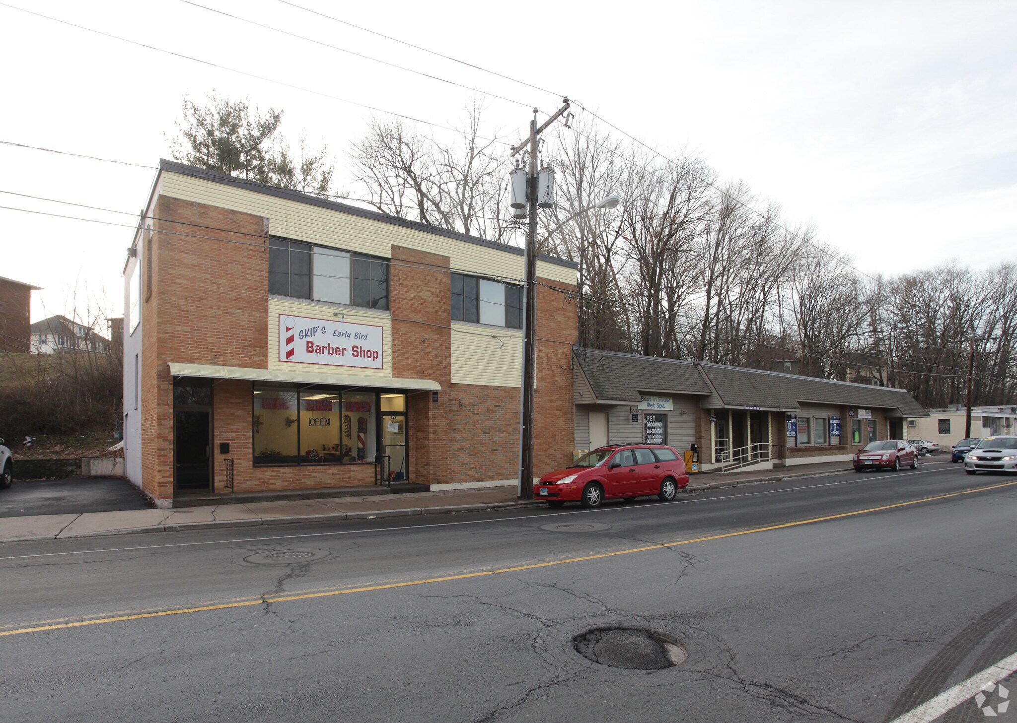 246-250 Main St, Windsor Locks, CT for sale Primary Photo- Image 1 of 1