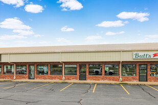 3220 Dodge St, Dubuque IA - Warehouse