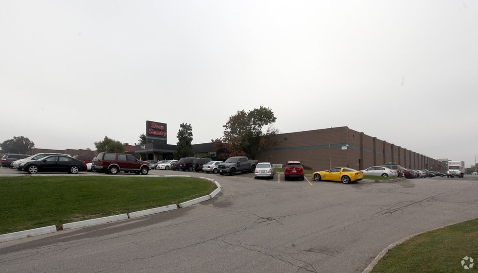 140 Wendell Ave, Toronto, ON for lease - Primary Photo - Image 1 of 5