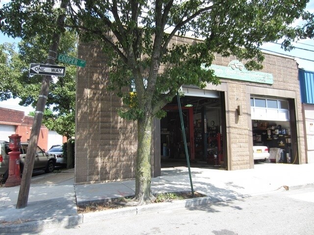 7901 Cooper Ave, Glendale, NY for sale - Primary Photo - Image 1 of 1