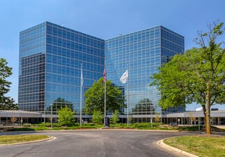 More details for 1 Westbrook Corporate Ctr, Westchester, IL - Office, Retail for Lease