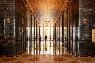 140 New Montgomery St, San Francisco, CA for lease Lobby- Image 2 of 9