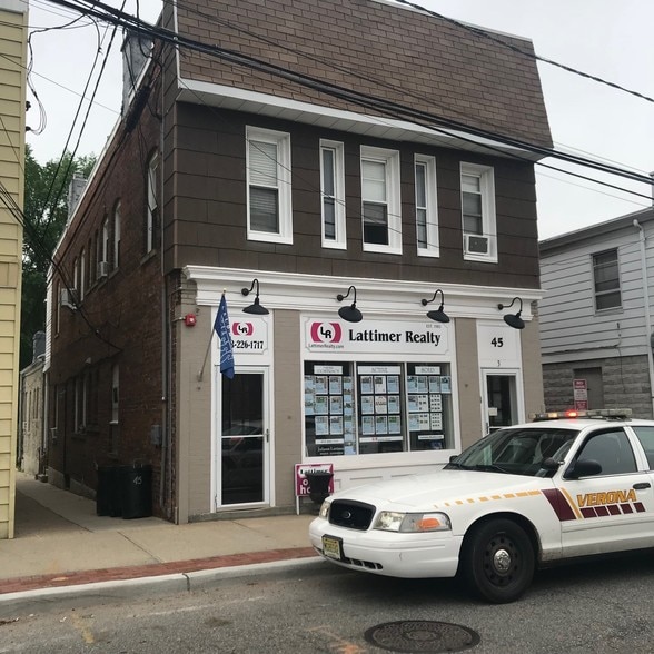 45 Roseland Ave, Caldwell, NJ 07006