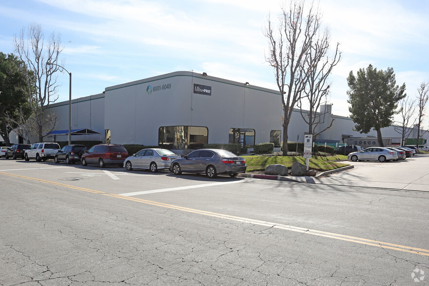 6001-6049 Slauson Ave, Commerce, CA for lease - Primary Photo - Image 2 of 7