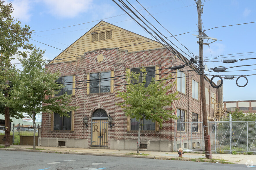 292 3rd St, Trenton, NJ for sale - Primary Photo - Image 1 of 1