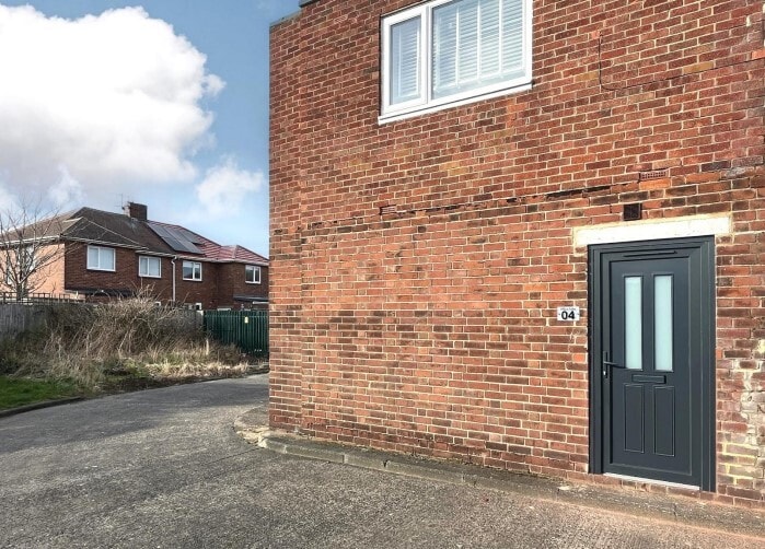 1-4 Cherwell Sq, Newcastle Upon Tyne for lease - Building Photo - Image 2 of 2