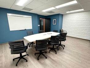 1900 Mariposa Mall, Fresno, CA for lease Interior Photo- Image 1 of 3