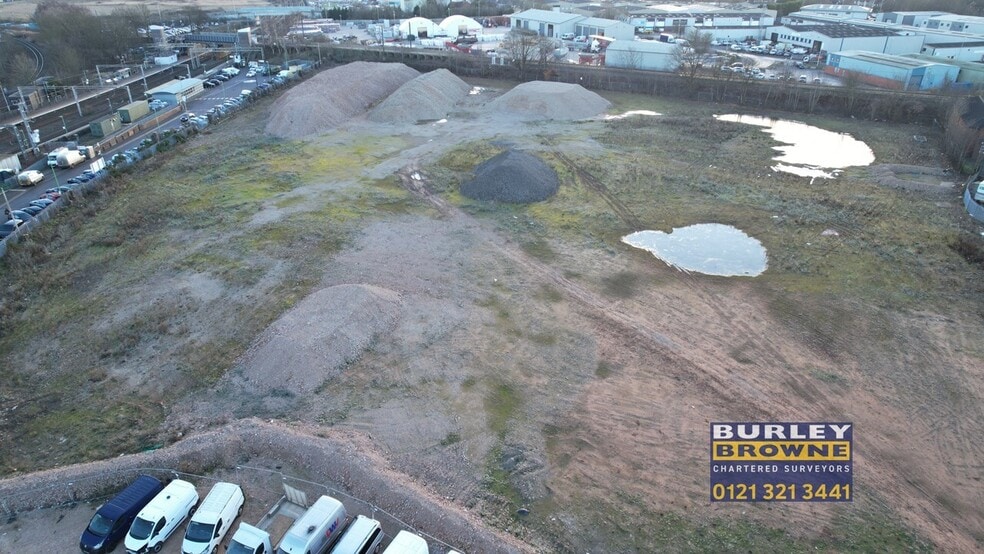 Crossfield Rd, Lichfield for lease - Building Photo - Image 2 of 17