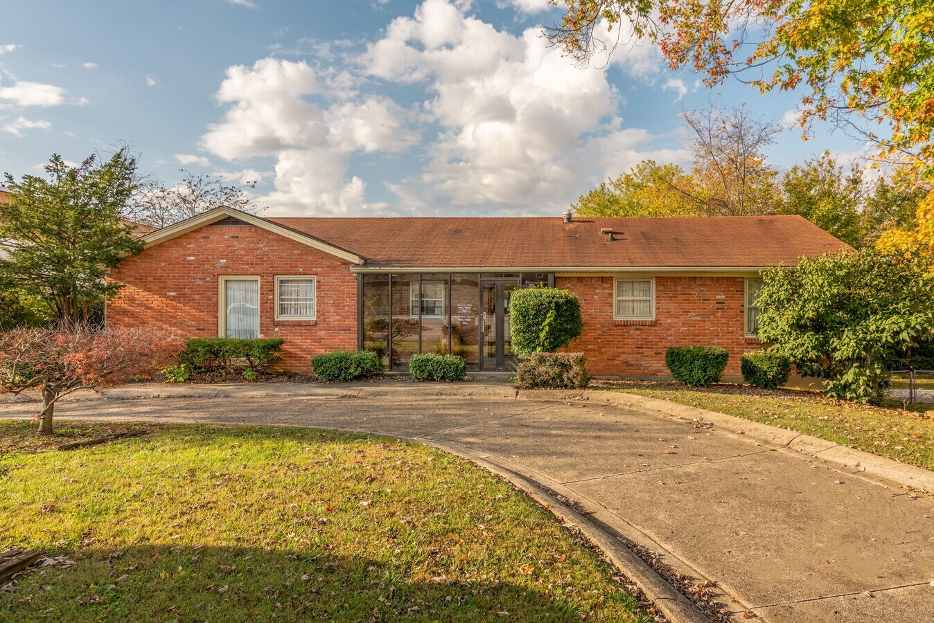 202 W French St, Elizabethtown, KY 42701