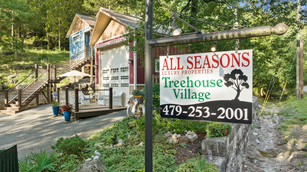 275 N Main St, Eureka Springs, AR for sale - Building Photo - Image 1 of 48