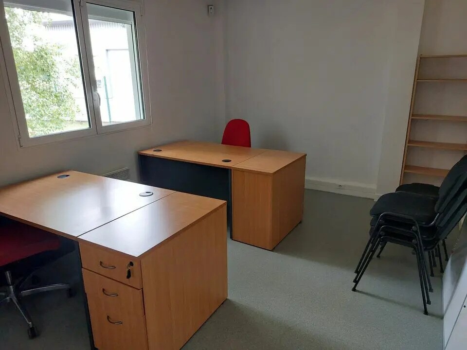 Office in Nantes for lease Interior Photo- Image 1 of 6