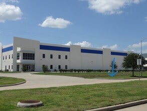 500 Commerce Pky, Katy, TX for lease Interior Photo- Image 1 of 5