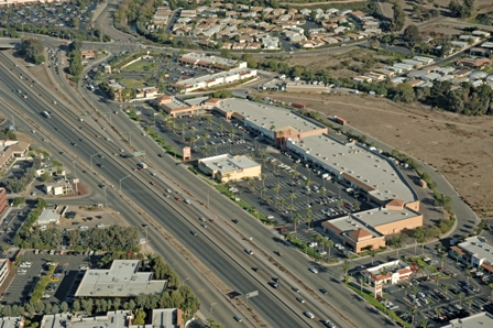 1900-1998 Hacienda Dr, Vista, CA for lease - Building Photo - Image 1 of 9