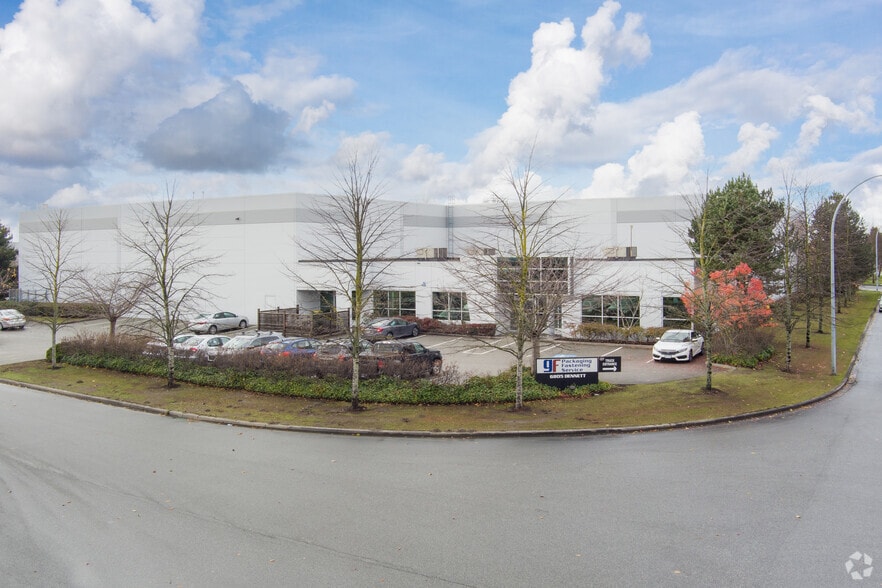 6805 Dennett Pl, Delta, BC for lease - Primary Photo - Image 1 of 5