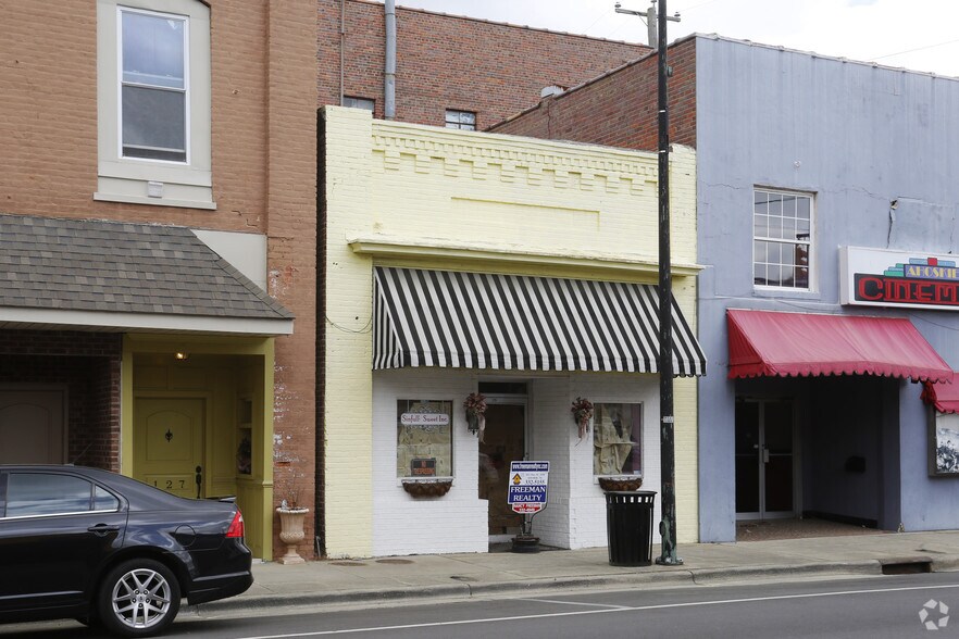 129 E Main St, Ahoskie, NC 27910