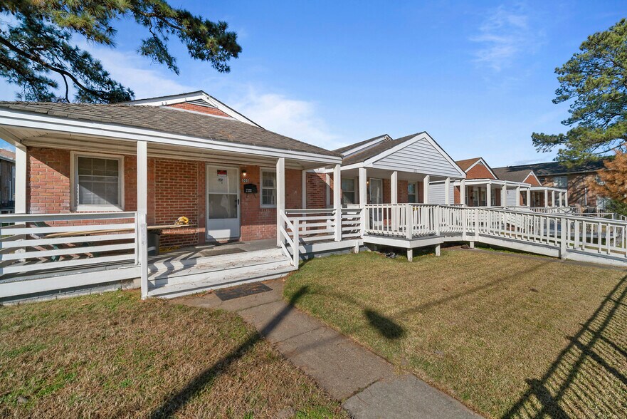 509 Randolph Rd, Newport News, VA 23601