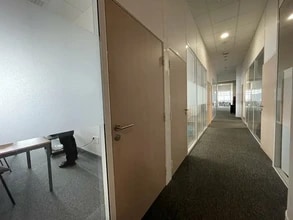 Office in Lyon for lease Interior Photo- Image 1 of 11