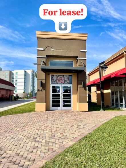 5135 International Dr, Orlando, FL for lease - Building Photo - Image 2 of 7